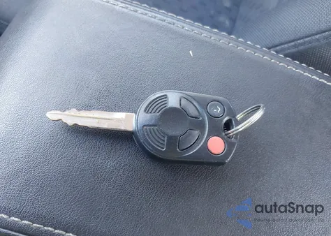 2011 Ford Fusion Se z USA, uszkodzony, nr VIN 3FAHP0HA8BR340565